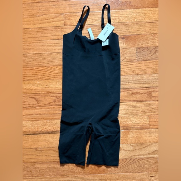 SPANX Black Open Bust Mid Thigh Shapewear Size Small NWT - Picture 3 of 8